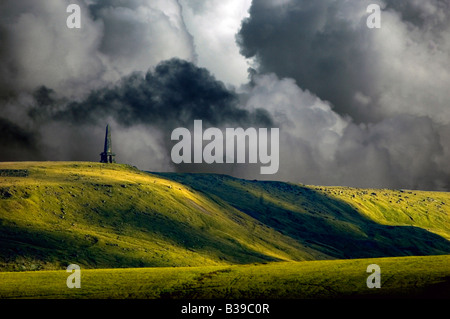 STOODLEY PIKE MONUMENT CALDERDALE WEST YORKSHIRE UK BUILT TO CELEBRATE VICTORY AT THE BATTLE OF WATERLOO Stock Photo