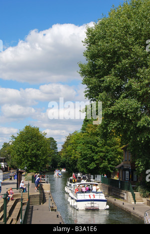 Boats in lock, Boulters Lock, Maidenhead, Maidenhead, Berkshire, England, United Kingdom Stock Photo