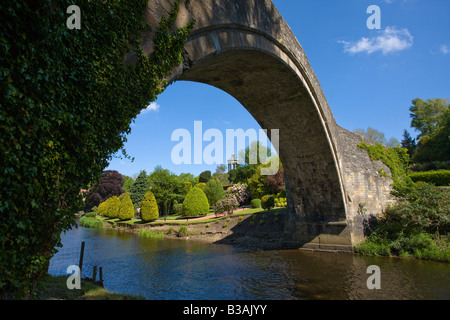 Auld Brig O'Doon, near Alloway, Ayrshire Scotland. Mentioned in poem 'Tam O'Shanter' by Robert Burns Stock Photo