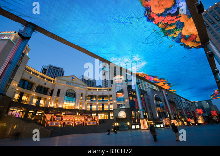 China, Beijing. Asia's largest TV screen at The Place shopping centre. Stock Photo
