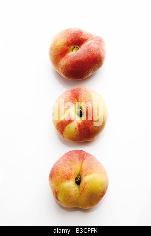 Mountain Peaches ((Prunus persica var. platycarpa), close-up Stock Photo