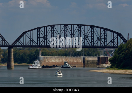Tug Boat Barge Entering McAlpine Lock Dam On The Ohio River Louisville Kentucky Stock Photo