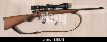 22 rifle 22 calibre caliber sporting rifle POSED BY MODEL FULL RELEASE Stock Photo