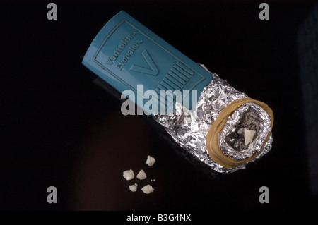 Asthma inhaler being used to smoke crack cocaine Stock Photo - Alamy