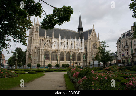 Notre Dame des Victoires church, Du Grand Sablon, Brussels viewed from the gardens of du Petit Sablon Stock Photo