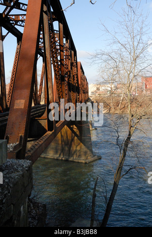 Railroad bridge over the Muskingum river in Zanesville Ohio Stock Photo