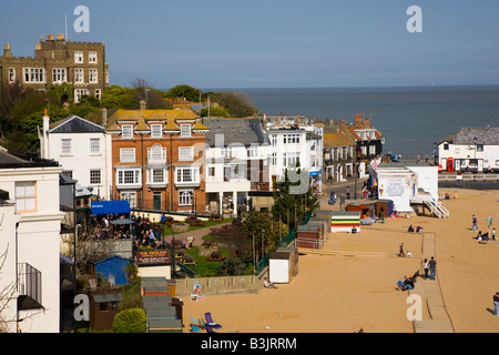 The beach and harbour at Broadstairs in Kent Stock Photo