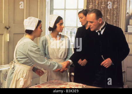 THE REMAINS OF THE DAY 1993 Columbia film with Anthony Hopkins and Emma Thompson at back Stock Photo