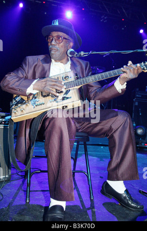 BO DIDDLEY  US rock musician at The Forum, Kentish Town, north London on 17 April 2005 Stock Photo