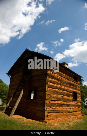 Reconstructed slave cabin, Booker T. Washington National Monument, Hardy, Virginia Stock Photo