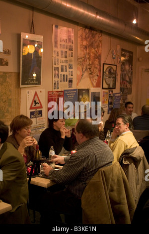 Restaurant 'La Grande Porte' specializing in traditional Belgian cuisine, 9 rue Notre- Seigneur, Brussels Belgium Stock Photo