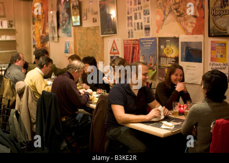 Restaurant 'La Grande Porte' specializing in traditional Belgian cuisine, 9 rue Notre- Seigneur, Brussels Belgium Stock Photo