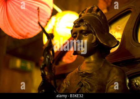 Restaurant 'La Grande Porte' specializing in traditional Belgian cuisine, 9 rue Notre- Seigneur, Brussels Belgium Stock Photo