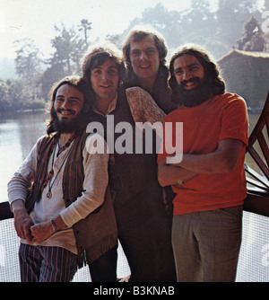 Eddie Brigati from the Young Rascals performing at the Cutting Room in ...