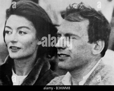 UN HOMME ET UNE FEMME aka A Man and a Woman 1966 Les Films 13 film with Anouk Aimee and Jean-Louis Trintignant Stock Photo