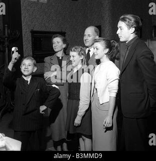 TV Progs The Appleyard Family October 1952 Pat Wilson as Margaret Appleyard Britains new TV programme with The Appleyard Family Stock Photo