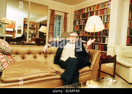 Sir Robin Day TV Presenter in his London flat Stock Photo