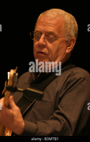 MUSCLE  SHOALS US rock group in 2005 Stock Photo