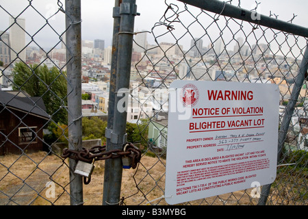 Government Notice Warns Property Owner to Correct Blighted Condition of Vacant Lot Stock Photo