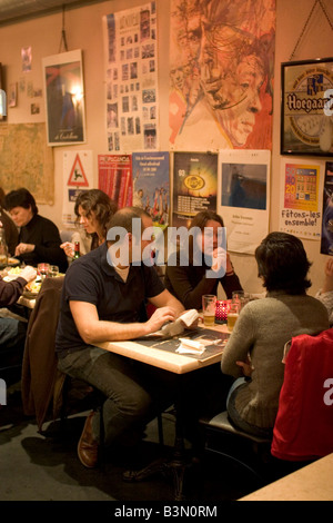 Restaurant 'La Grande Porte' specializing in traditional Belgian cuisine, 9 rue Notre- Seigneur, Brussels Belgium Stock Photo