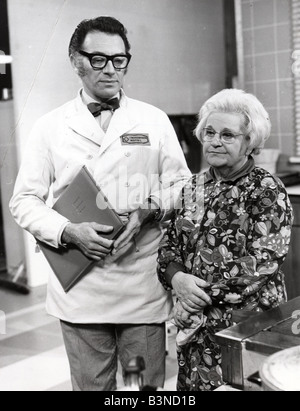 CROSSROADS   ATV UK TV  series that ran from 1964 to 1988 David Lawton as Chef Bernard Booth and Ann George as Amy Turtle Stock Photo