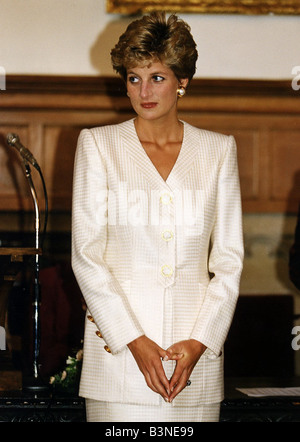 Princess Diana October 1993 Stock Photo: 19526537 - Alamy