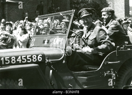 PRINCE LEOPOLD BERNHARD returns to a liberated Holland in 1945 Stock Photo