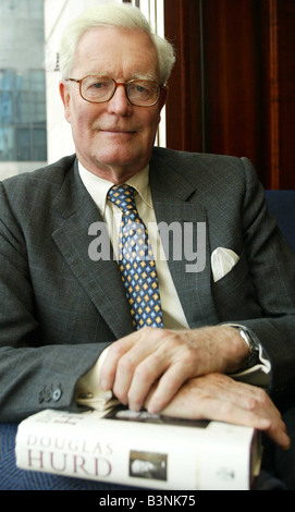 Douglas Hurd October 2003 with his book Memoirs Stock Photo