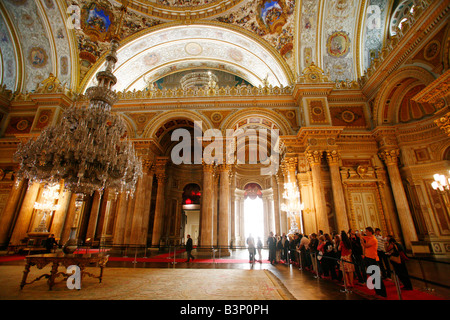 May 2008 - Dolmabahce Palace the Ceremonial Hall Istanbul Turkey Stock Photo