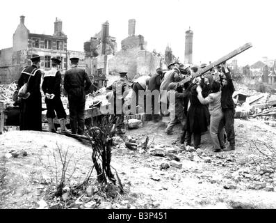 WW2 Air Raid Damage Portsmouth Bomb damage at Portsmouth a building on ...