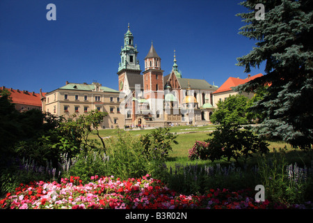 The Wawel castle complex (the ancient seat of Polish) kings in Krakow, Poland Stock Photo