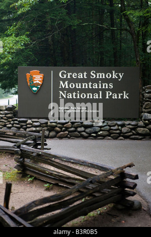 National Park Service welcome sign to Great Smoky Mountains National Park, in front of split rail fence, Tennessee, July 8, 2008 Stock Photo