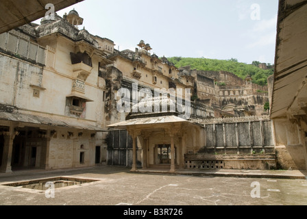 Garh Palace Bundi, Hidden Jewel of Rajasthan - YouTube