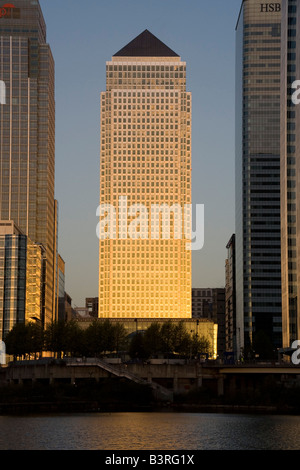 Sunrise 1 Canada Square Hi-rise Office Building Canary Wharf London 