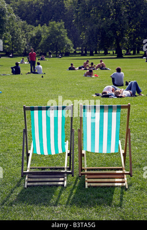 England, London, Deck Chairs in St.James's Park Stock Photo - Alamy