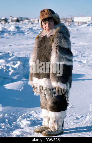 Baffin Island Inuit children in settlement Pangnirtung NWT Stock Photo ...