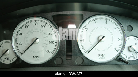 Chrysler 300c car dashboard interior GB UK 2008 Stock Photo