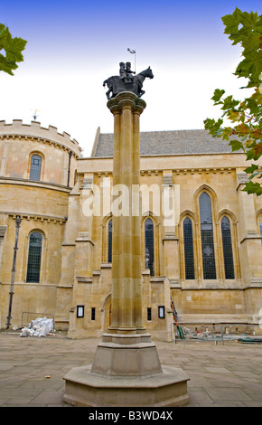 UK, London.  The Knight's Pillar outside Temple Church as featured in the Da Vinci Code film by Dan Brown. Stock Photo