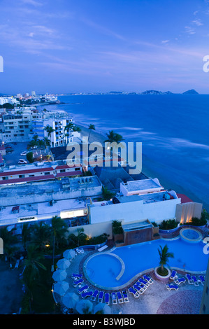 Mexico, Sinaloa State, Mazatlan. Zona Dorado/ Golden Hotel Zone-Playa Las Gaviotas Beach Stock Photo