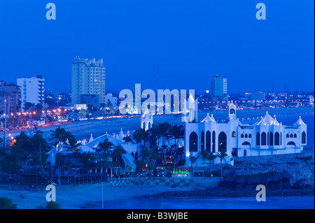 Mexico, Sinaloa State, Mazatlan. Zona Dorado/ Golden Hotel Zone-Playa Las Gaviotas Beach Stock Photo