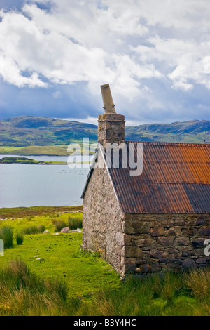 An old crofting cottage on the shores of Loch Eriboll Sutherland, Scotland Great Britain UK 2008 Stock Photo