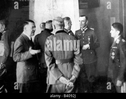 events, Second World War / WWII, Russia 1942 / 1943, Poltava, Ukraine, 9.5.1942, conference with Adolf Hitler, Friedrich Paulus and others, decision for the summer offensive towards Stalingrad and the Caucasus ('Case Blue'), Stock Photo