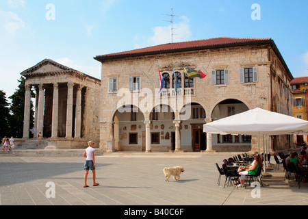 main square with Augustus Temple and town hall in Pula in Istria, Republic of Croatia, Eastern Europe Stock Photo