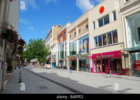 Pedestrianised shopping street, Queen Street, Cardiff, Wales, United Kingdom Stock Photo