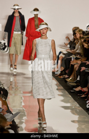 Michael Kors presents Spring &  Summer 2009 Women's & Men's ready to wear collection. Stock Photo