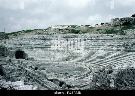 geography / travel, Italy, Sicily, Syracus, Greek theatre, built in 5th century BC, renewed under Hieron II. (reigned 275 - 215 BC), rows of seats, Europe, greek colony, founded in 8th century BC, antiquity, Magna Graecia, Syrakusai, Syrakus, Syracusae, conquered in 2nd Punic war by Romans 205 BC, ruin historical, historic, ancient, architecture, fifth, eighth,  ancient world, Stock Photo