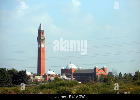 Birmingham University clock tower, and campus, seen from Selly Oak, Sept 2008 Stock Photo