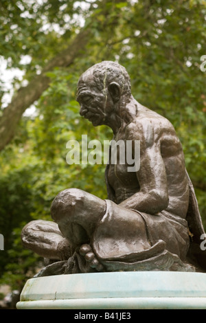 England London Mahatma Gandhi statue Tavistock square Stock Photo