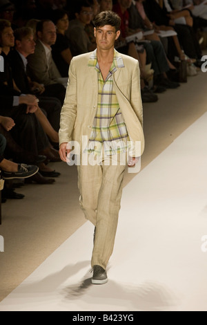 Perry Ellis presents Spring &  Summer 2009 Mens ready to wear collection. Stock Photo