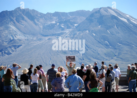 An interpretive ranger gives a presentation at Mt. St. Helens Johnston Ridge Visitor's Center. Stock Photo